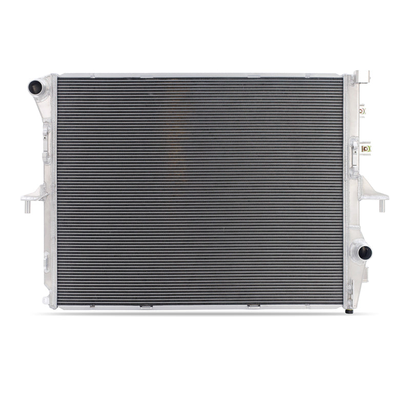 Mishimoto Performance Aluminum Radiator - Audi Q7 2007-2015 / Porsche Cayenne 2003-2010