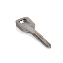 Load image into Gallery viewer, Hybrid Racing Heritage Key HYB-KEY-01-25
