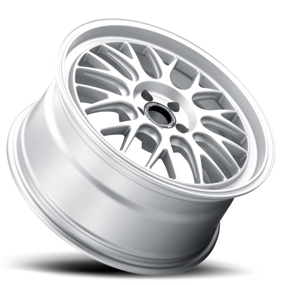 Fifteen52 Holeshot RSR _ Radiant Silver