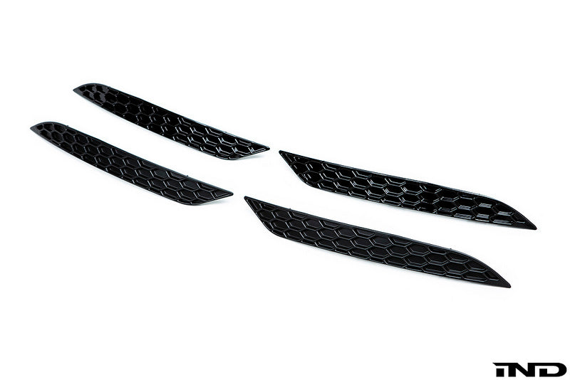 Acexxon Honeycomb Rear Reflector Insert Set - Volkswagen GTI / Golf R (MK7.5) 2018-2021