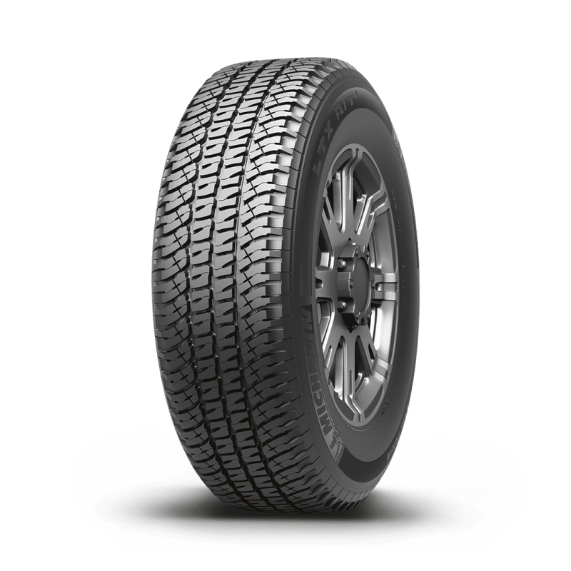 Michelin LTX A/T 2 LT265/70R17 121R