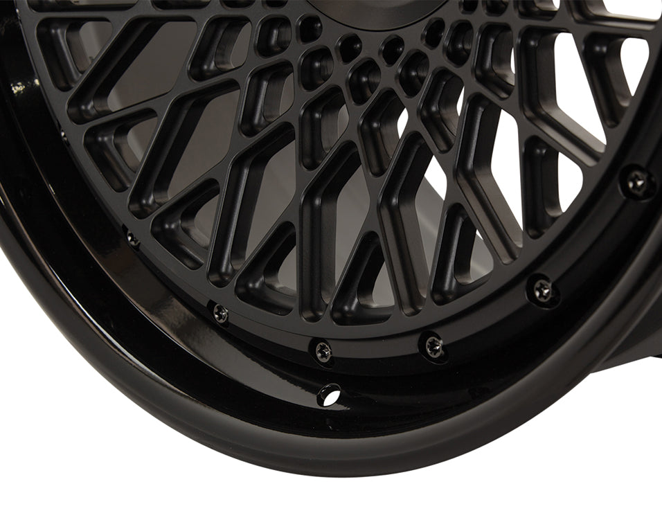 Vossen GEN-05 (3-piece) Forged Brush Dark Smoke / Polished Lip / Center Lock Wheel - 20x9.5 +28 - Porsche 911 (992.2) Front Fitment