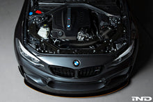 Load image into Gallery viewer, Eventuri Carbon Fiber Engine Cover - BMW M2 (F87; Pre-LCI w/ N55 Engine) 2016-2018