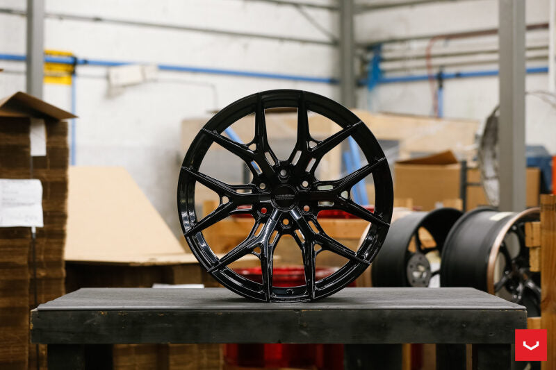 Vossen HF6-4 Hybrid Forged Deep Gloss Black Wheel - 6x135 20x9.5 +30