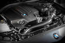Load image into Gallery viewer, Eventuri Carbon Fiber Engine Cover - Various BMW N55 Models 2012-2018