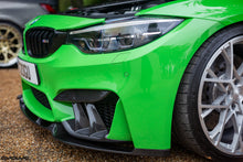 Load image into Gallery viewer, Evaero Carbon Fiber Front Vents - BMW M3/M4 (F8x) 2015-2020