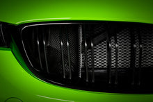 Load image into Gallery viewer, Eventuri Carbon Fiber Air Scoop Set - BMW M3/M4 (F8x) 2015-2020