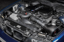 Load image into Gallery viewer, Eventuri Carbon Fiber Plenum Lid - BMW M5 (E39) / Z8 (E52) 2000-2003