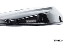 Load image into Gallery viewer, Eventuri Carbon Fiber Plenum Lid - BMW M5 (E39) / Z8 (E52) 2000-2003