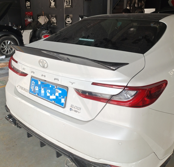 Invoke Concepts Carbon Fiber Duckbill Spoiler - Toyota Camry 2025+