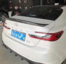 Load image into Gallery viewer, Invoke Concepts Carbon Fiber Duckbill Spoiler - Toyota Camry 2025+