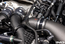 Load image into Gallery viewer, Eventuri Carbon Fiber Turbo Inlet Set - BMW M5 / M5 Touring (G90/G99) 2025-2027