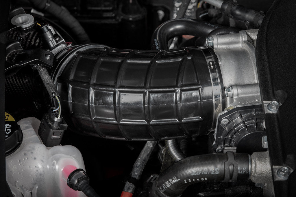 Eventuri Black Carbon Fiber Intake - Lotus Emira 3.5L V6 2023+