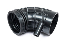 Load image into Gallery viewer, Eventuri Black Carbon Fiber Intake - Lotus Emira 3.5L V6 2023+