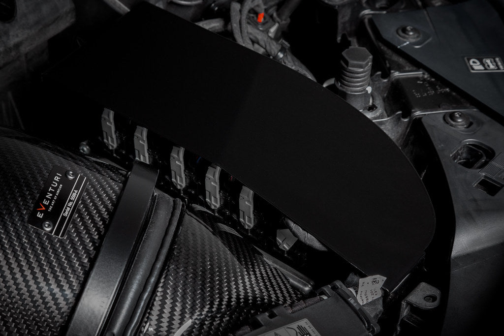 Eventuri Black Carbon Fiber Intake - Mercedes CLA45 AMG 2020+ / GLA45 AMG 2021-2023
