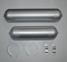 Load image into Gallery viewer, Invoke Concepts 3 Gallon Air Suspension Seamless Tank Skinned In Carbon Fiber - Universal