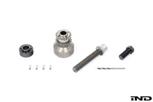 Load image into Gallery viewer, MMX Performance S55 / N55 One-Piece High Horsepower 4-Pin Crank Hub Upgrade Kit - BMW M2/M3/M4 (F8x) 2015-2020 / N55 Models 2012-2015