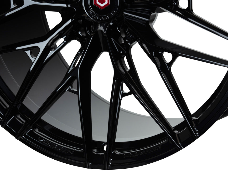 Vossen S21-02 Forged Gloss Black Wheel -5x112 21x10 +20 - BMW M8 Front Fitment