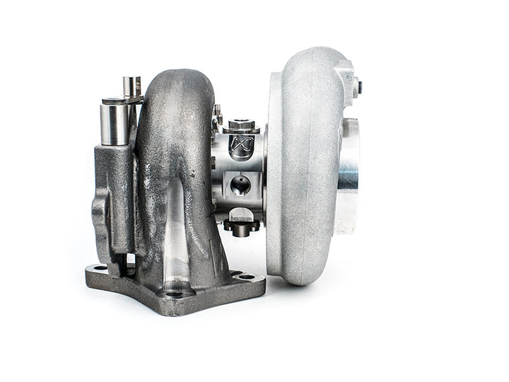 Forced Performance 84mm XR Black 82HTZ Turbo (Black Housing; Int WG w/Oil Line) - Subaru WRX 2002-2007 / STi 2004-2021