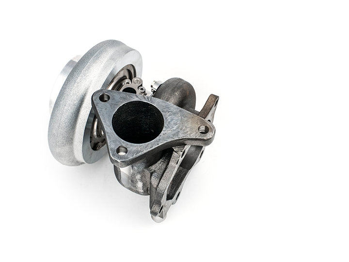 Forced Performance 84mm XR Black 82HTZ Turbo (Black Housing; Int WG w/Oil Line) - Subaru WRX 2002-2007 / STi 2004-2021