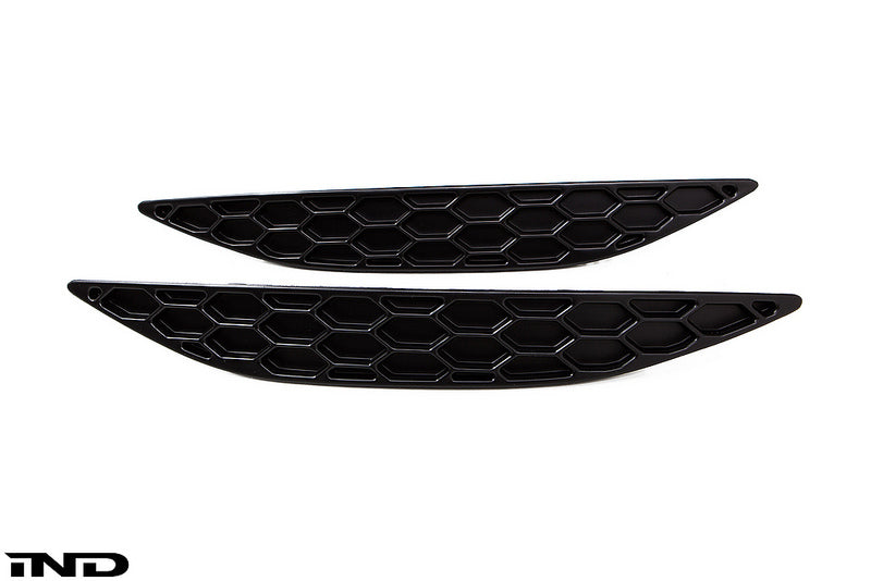 Acexxon Honeycomb Rear Reflector Insert Set - Volkswagen GTI (MK7) 2015-2017