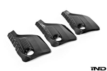 Load image into Gallery viewer, Eventuri Carbon Fiber Engine Cover - BMW M3/M4 (F8x) 2015-2020