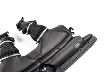 Load image into Gallery viewer, Eventuri Carbon Fiber Intake System - Audi RS6 / RS7 (C8) 2021-2026