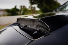 Load image into Gallery viewer, JDMuscle Hood Scoop V2 - Subaru WRX / STi 2015-2021