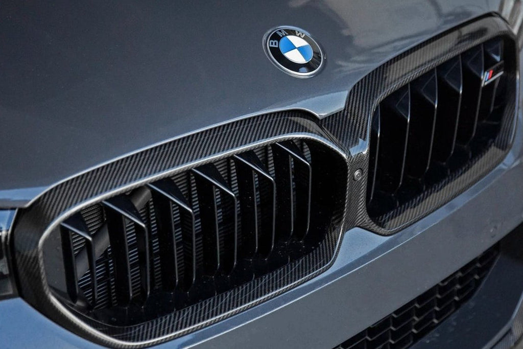 TREVORA Pre-Preg Carbon Fiber Grille Surround - BMW 5-Series (G30) 2021-2023 / M5 (F90; LCI) 2021-2023